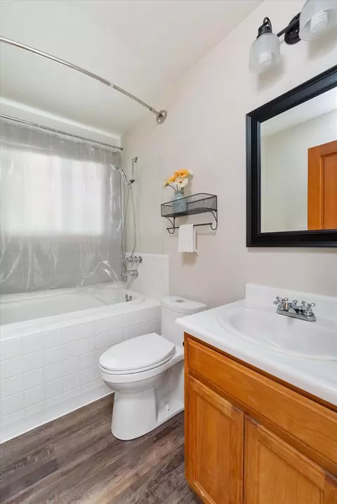 Bath - 3035 Dalmatia Dr, Arnold, CA 95223 photo 1 of 3