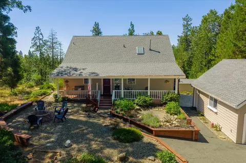 Exterior - 3035 Dalmatia Dr, Arnold, CA 95223 photo 5 of 13