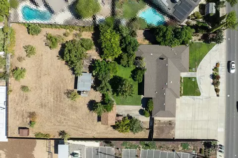 View/Area - 1065 Union Rd, Manteca, CA 95337 photo 4 of 7