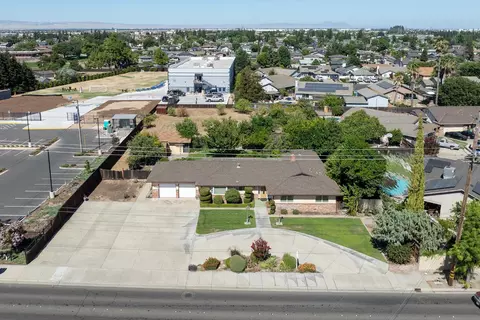 View/Area - 1065 Union Rd, Manteca, CA 95337 photo 1 of 7