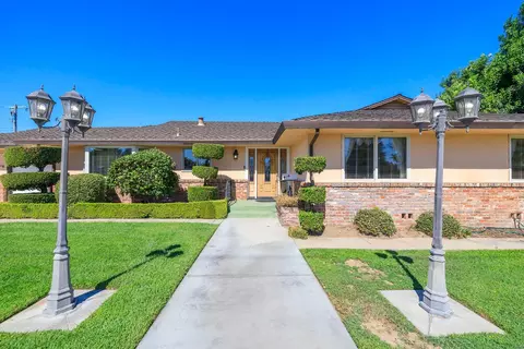 Exterior - 1065 Union Rd, Manteca, CA 95337 photo 2 of 17