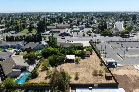 View/Area - 1065 Union Rd, Manteca, CA 95337 photo 6 of 7