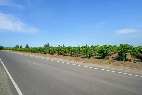 9255 E Handel Rd, Lodi, CA 95240 photo 17