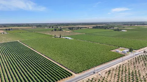 9255 E Handel Rd, Lodi, CA 95240 photo 4