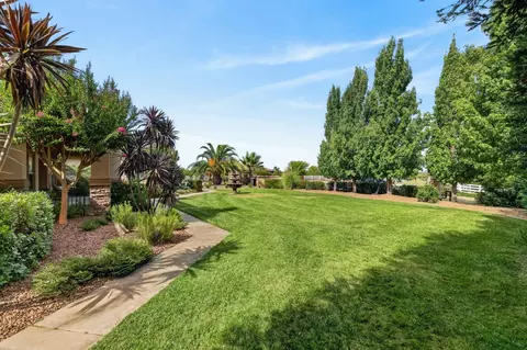 Exterior - 9899 Trailhead Ct, Wilton, CA 95693 photo 2 of 17