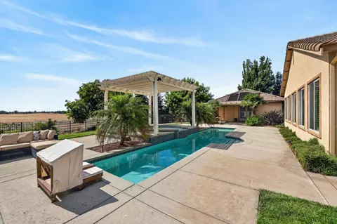 Exterior - 9899 Trailhead Ct, Wilton, CA 95693 photo 9 of 17