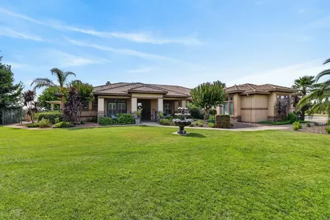 9899 Trailhead Ct, Wilton, CA 95693