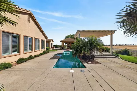 Exterior - 9899 Trailhead Ct, Wilton, CA 95693 photo 10 of 17