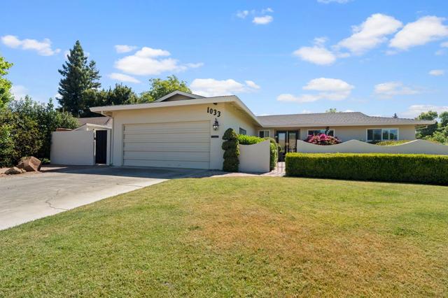 1033 Sycamore Ln, Woodland, CA 95695