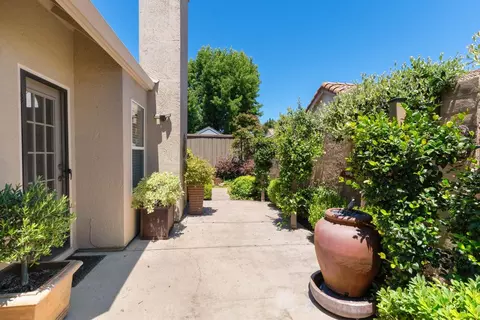 2100 Cobblestone Mnr, Modesto, CA 95355 photo 34