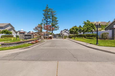 2100 Cobblestone Mnr, Modesto, CA 95355 photo 3