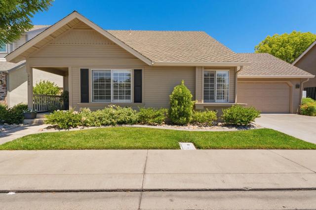 2100 Cobblestone Mnr, Modesto, CA 95355