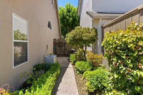 2100 Cobblestone Mnr, Modesto, CA 95355 photo 37