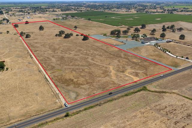 14664 Liberty Rd, Galt, CA 95632