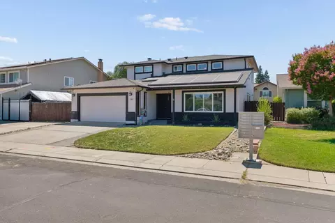 585 Bounty Pl, Manteca, CA 95337 photo 2