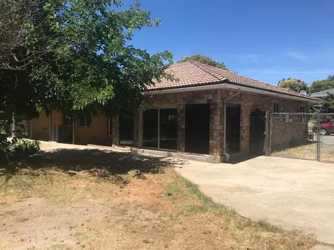 Exterior - 159 E Hillcrest Dr, Auburn, CA 95603 photo 5 of 16
