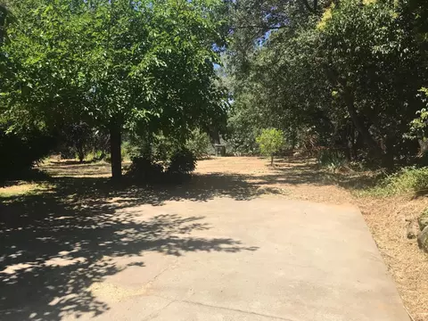 Exterior - 159 E Hillcrest Dr, Auburn, CA 95603 photo 10 of 16