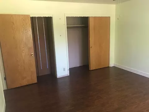 Bedroom - 159 E Hillcrest Dr, Auburn, CA 95603 photo 3 of 4