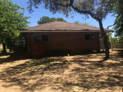 Exterior - 159 E Hillcrest Dr, Auburn, CA 95603 photo 8 of 16