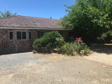Exterior - 159 E Hillcrest Dr, Auburn, CA 95603 photo 2 of 16