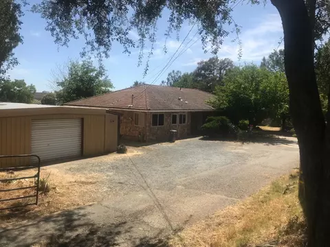 Exterior - 159 E Hillcrest Dr, Auburn, CA 95603 photo 3 of 16