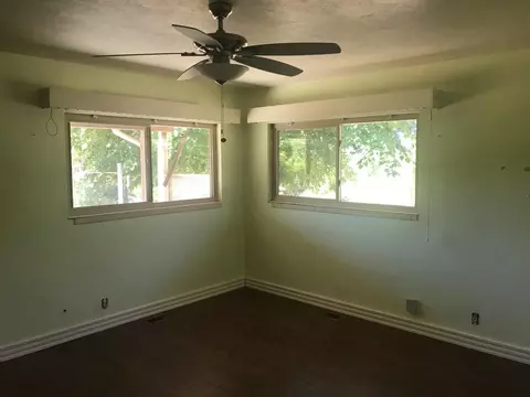 Bedroom - 159 E Hillcrest Dr, Auburn, CA 95603 photo 4 of 4