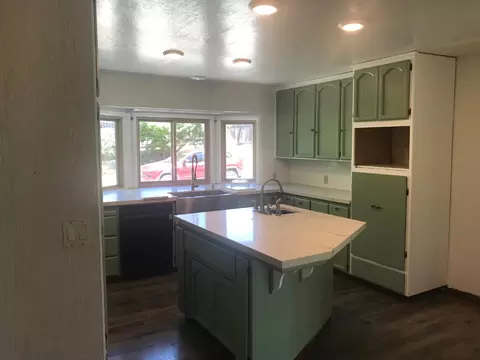 Kitchen - 159 E Hillcrest Dr, Auburn, CA 95603 photo 1 of 4