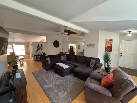 10273 Holcomb Dr, Grass Valley, CA 95949 photo 5