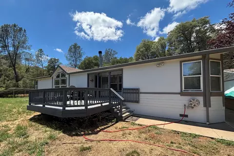 10273 Holcomb Dr, Grass Valley, CA 95949 photo 2