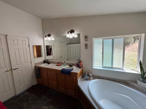 10273 Holcomb Dr, Grass Valley, CA 95949 photo 16