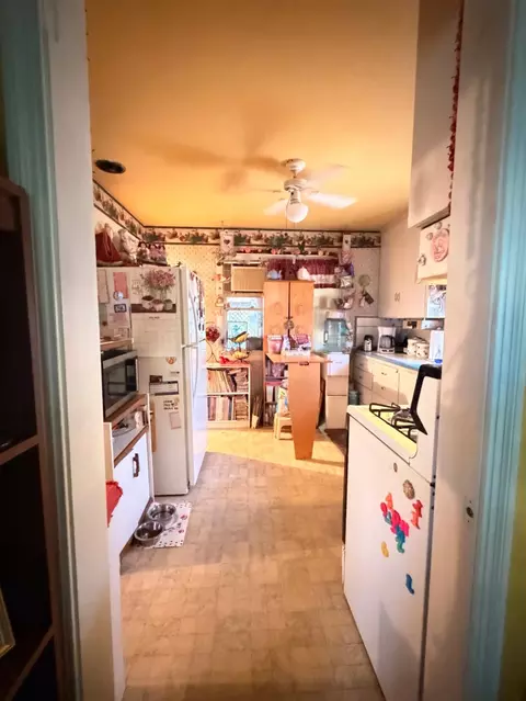 Kitchen - 340 Bothun Way, Turlock, CA 95380 photo 1 of 7