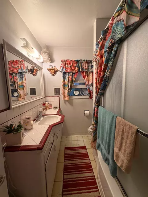 Bath - 340 Bothun Way, Turlock, CA 95380 photo 1 of 1