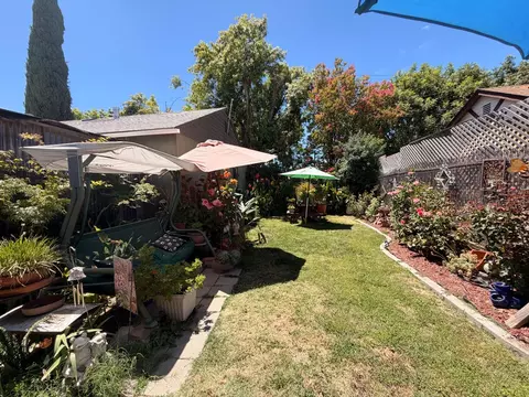 Exterior - 340 Bothun Way, Turlock, CA 95380 photo 10 of 17