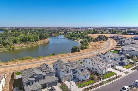 713 River Bend Dr, Lathrop, CA 95330 photo 48