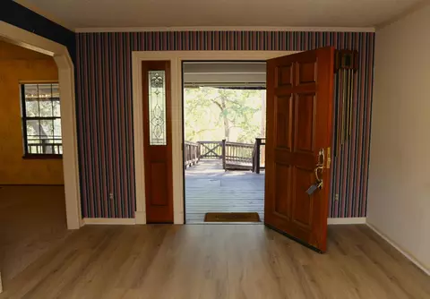 Entry Way - 3791 Luneman Rd, Placerville, CA 95667 photo 4 of 5