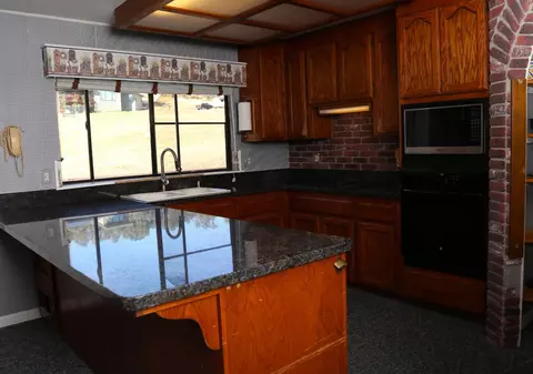 Kitchen - 3791 Luneman Rd, Placerville, CA 95667 photo 2 of 3