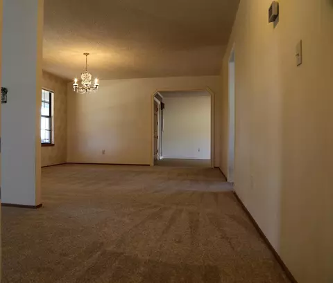 Living - 3791 Luneman Rd, Placerville, CA 95667 photo 4 of 9