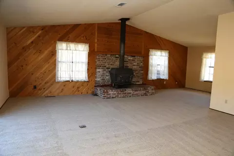 Living - 3791 Luneman Rd, Placerville, CA 95667 photo 7 of 9