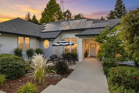 8972 Bronson Dr, Granite Bay, CA 95746