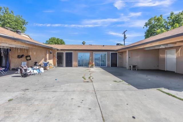 1734 E Worth St, Stockton, CA 95205