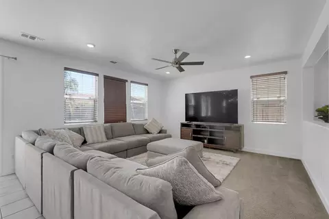 258 Columbus Dr, Manteca, CA 95337 photo 5