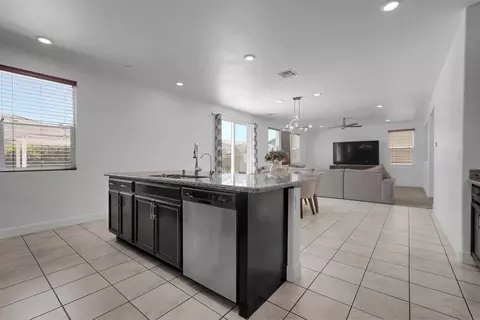 258 Columbus Dr, Manteca, CA 95337 photo 10