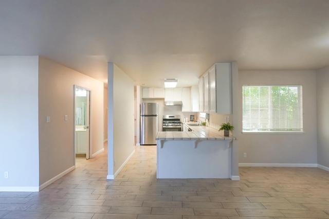 415 W J St, Los Banos, CA 93635
