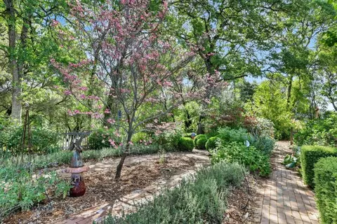 Exterior - 1760 Red Fox Rd, Placerville, CA 95667 photo 2 of 16