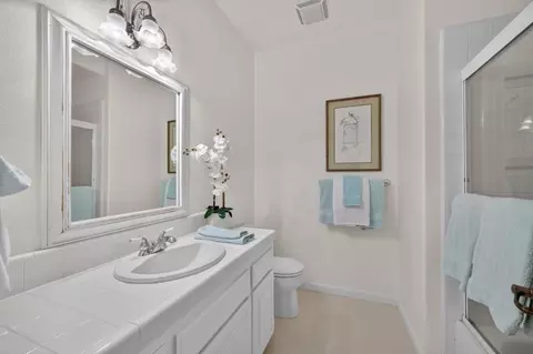 Bath - 1760 Red Fox Rd, Placerville, CA 95667 photo 7 of 7