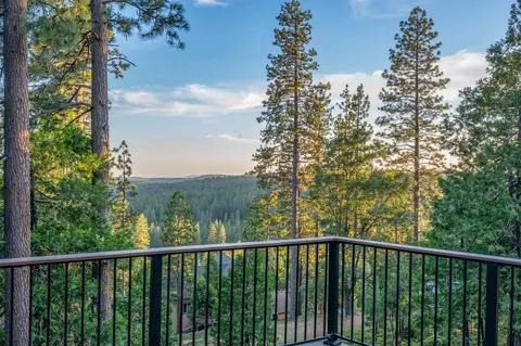 1302 Pebble Beach Way, Arnold, CA 95223 photo 12