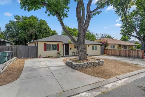 1000 Hawthorne Ave, Modesto, CA 95350 photo 2