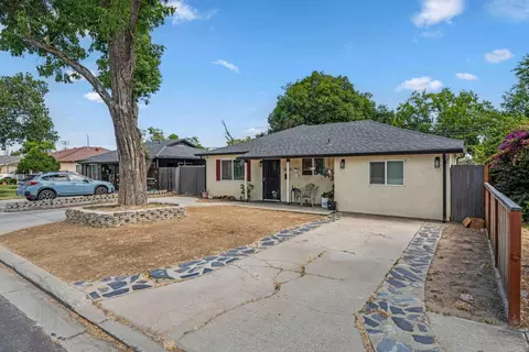 1000 Hawthorne Ave, Modesto, CA 95350 photo 3