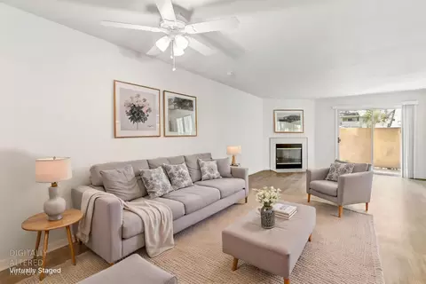 5875 Gloria Dr #7, Sacramento, CA 95822