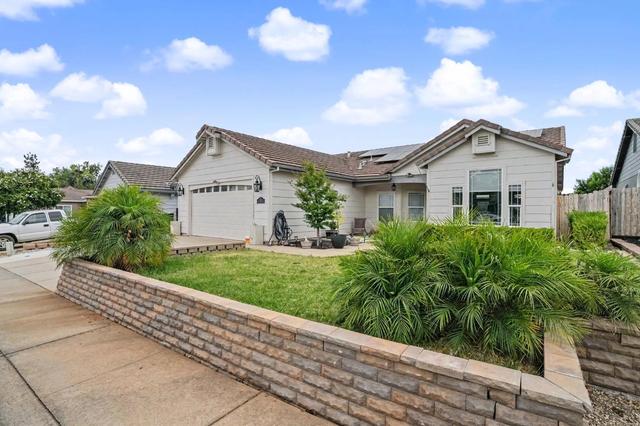 321 Quailhollow Dr, Ione, CA 95640